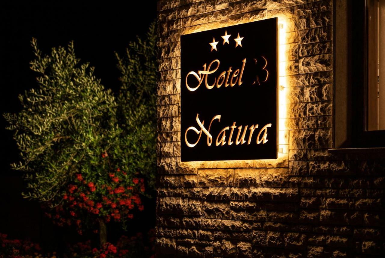 Hotel Natura Vilanija Buitenkant foto